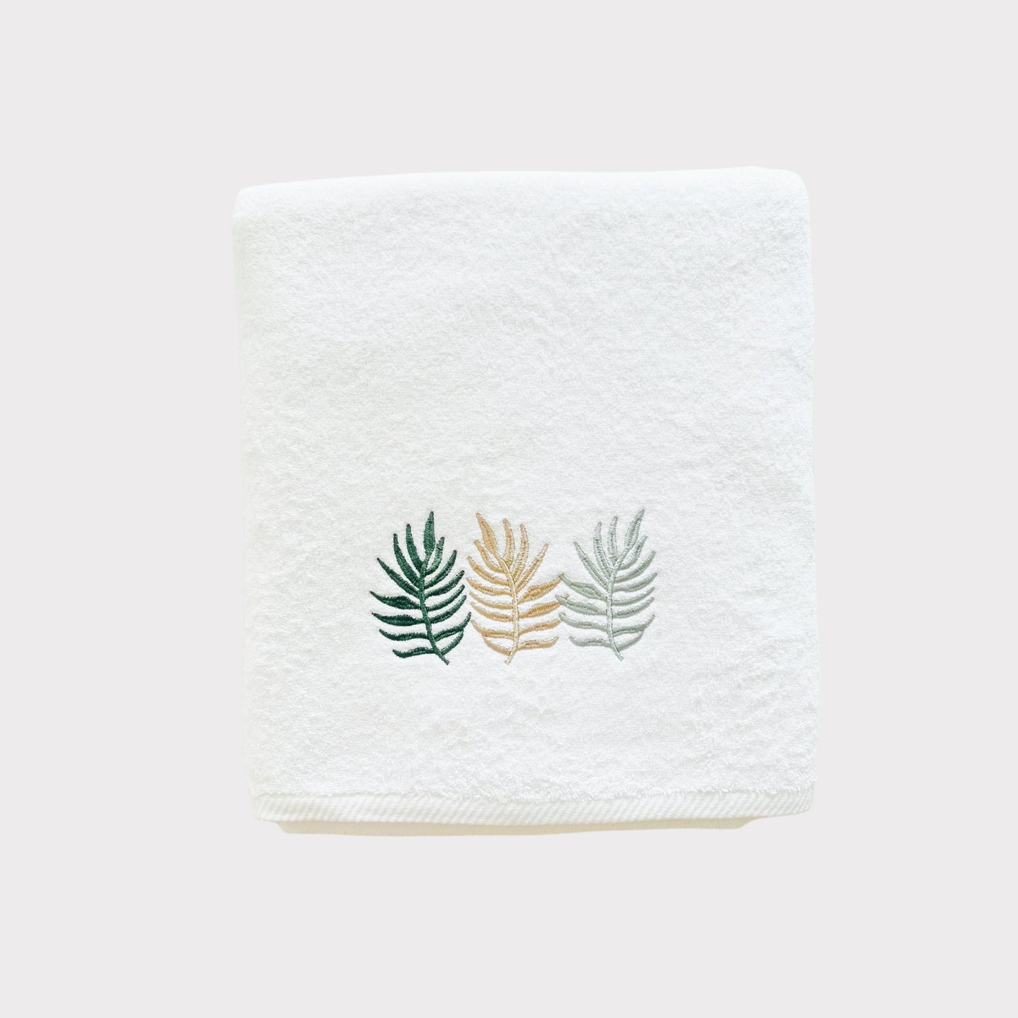 Bath Towel 3 Leaves - Shades of Green on White