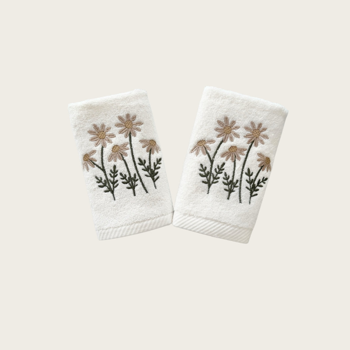 Guest Set Daisy Haze - Beige & Green Thread on Light Cream