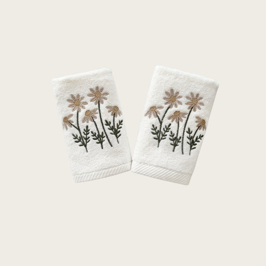 Guest Set Daisy Haze - Beige & Green Thread on Light Cream