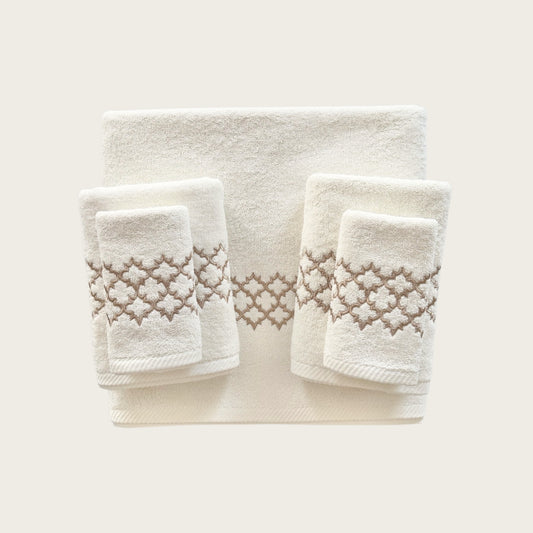 Whole Set Arabesque - Gold Thread on Light Cream
