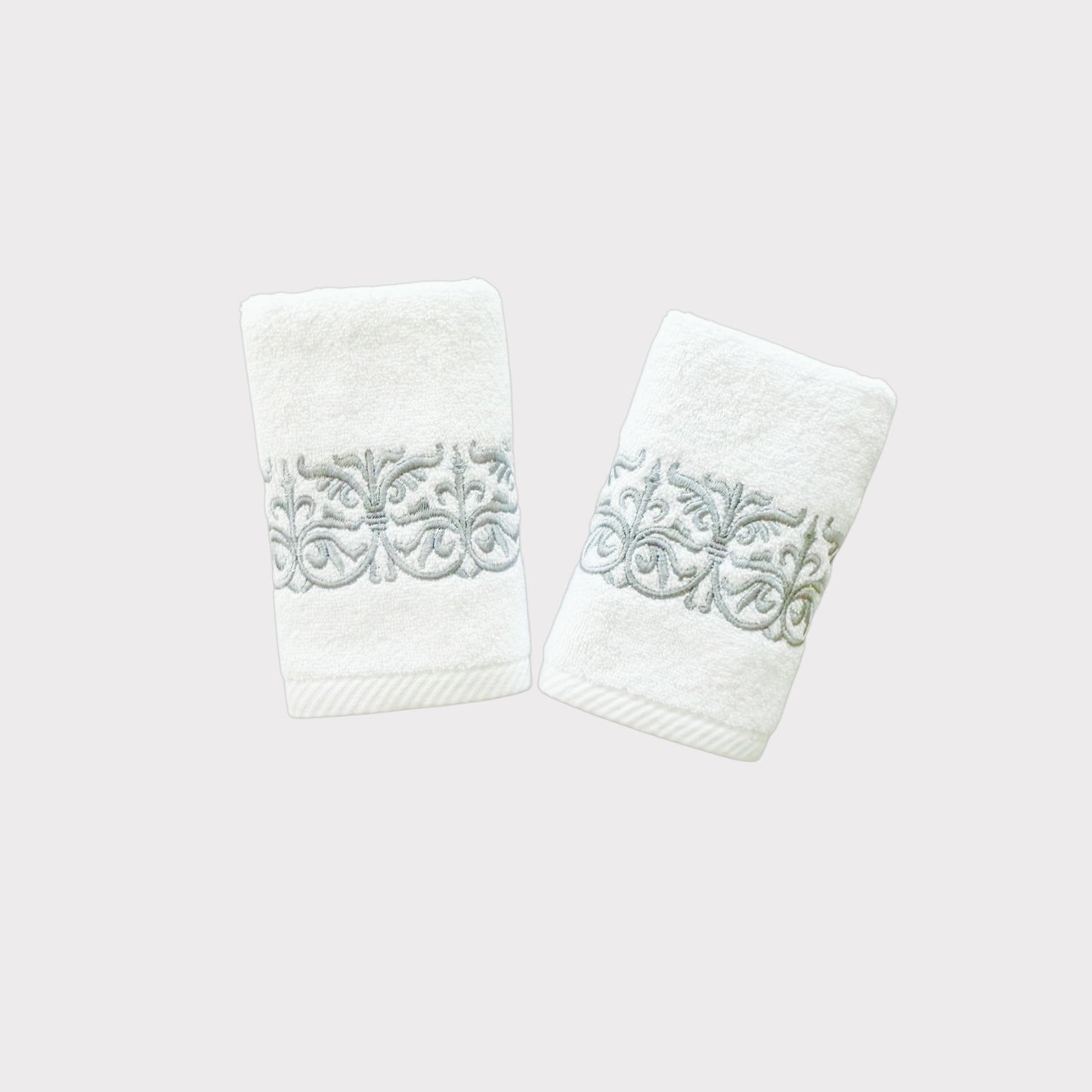 Guest Set Iron door - Silver Thread on White