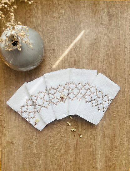 Guest Set Arabesque - Gold Thread on Light Cream